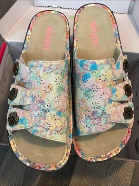 Alegria Floral Pastel Triple-Strap Slide Sandals Julee - Earth Goddess